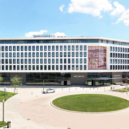 V8 Hotel Motorworld Region Stuttgart Boeblingen Exterior photo