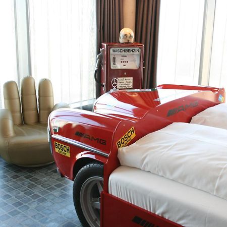 V8 Hotel Motorworld Region Stuttgart Boeblingen Exterior photo