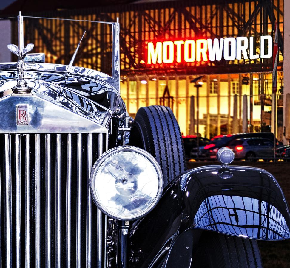 V8 Hotel Motorworld Region Stuttgart Boeblingen Exterior photo